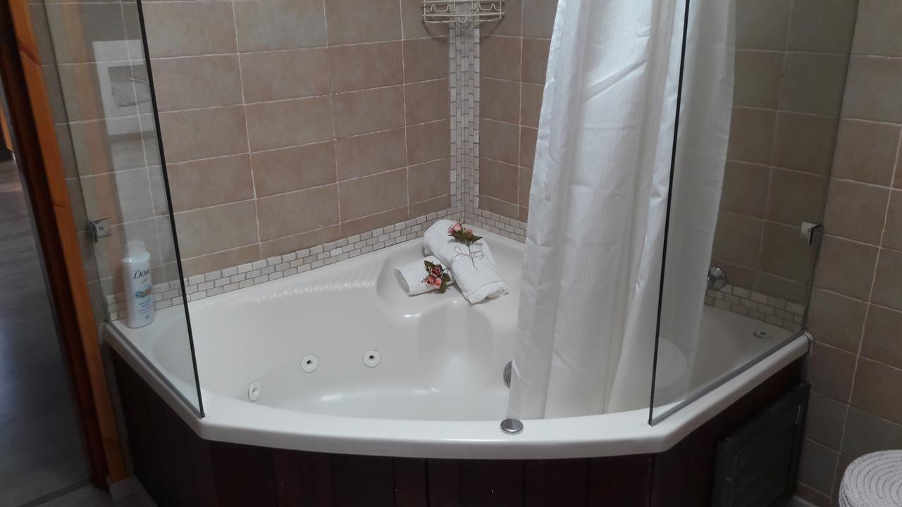 בין יער לים Villa Shelomi Ngoại thất bức ảnh